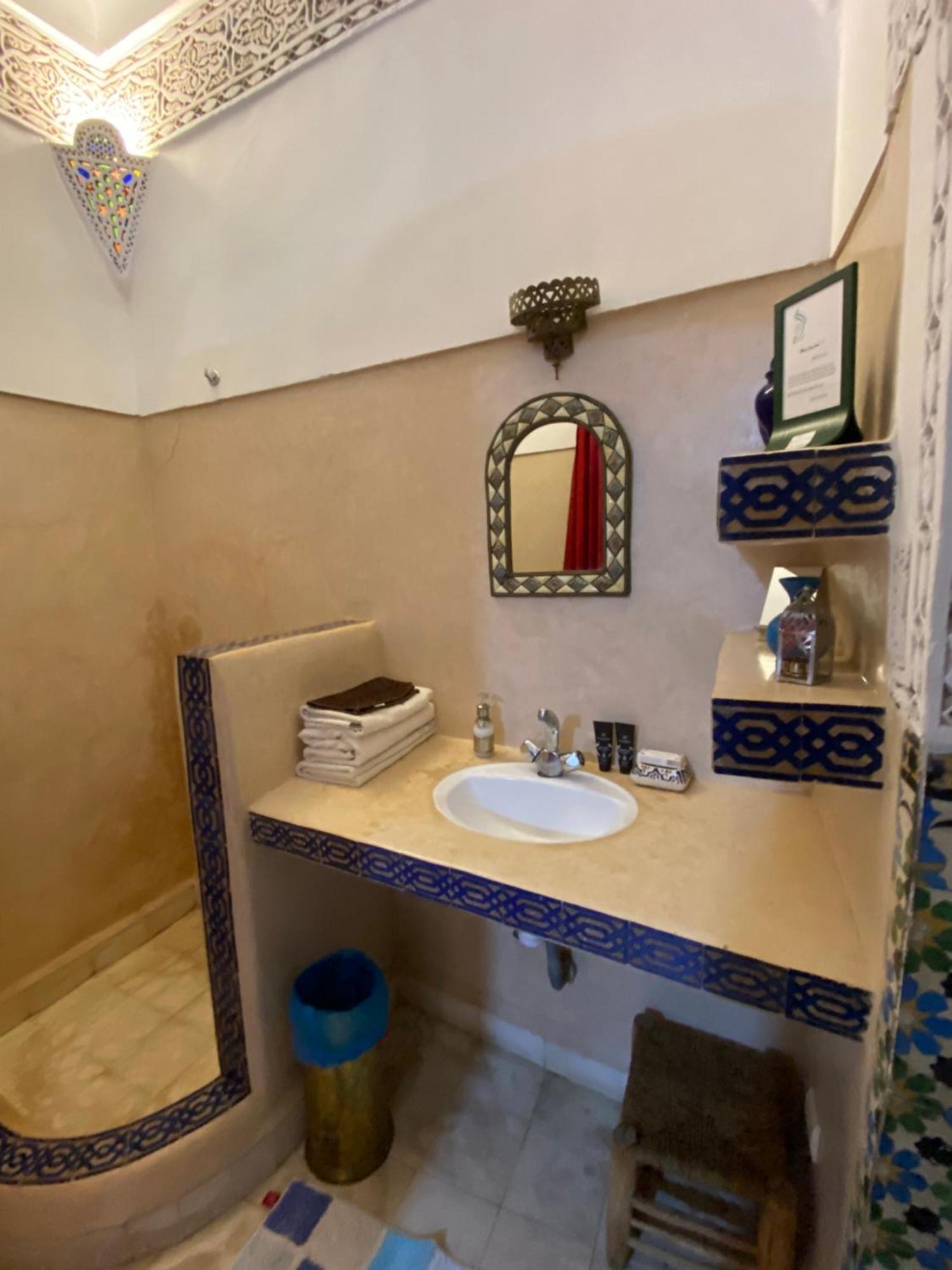 Dar Sarah-Mouassine-Marrakech, Riad Authentique Idealement Situe Marrakesh Exterior photo